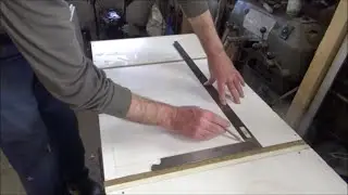 Projekt baggang del 35. Underskabe bordplade og sokkel kommer lidt videre.