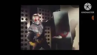 You Spin Lockerman Right Round Baby Right Round (Robot Detective K meme)