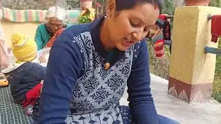 आज मम्मी गयी  शिवालय  हमारे घर मैं रात को चावल खाने से किसकी आँखे सुझ जाती है 🤣