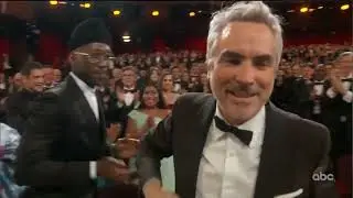 'Alfonso Cuar&oacute;n' Wins Best Director For 'Roma' | 91st Academy Awards (Oscars 2019)
