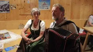 Alpenfrieden, wie schön bist du - Richard (Richi) Geir (ehemals beim Alpentrio Tirol) mit Gitti