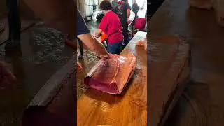 Luxurious Bluefin Tuna Otoro: Perfectly Trimmed to Perfection! #bluefintuna #otoro #sushi #sashimi