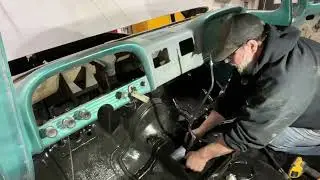 Installing Lokar shifter on 350 turbo trans in 60-66 Chevy truck #lokar #shifters #62chevyc10 #c10