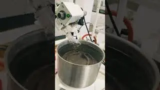 Extracting fats from cheese, using this method 🤓 🧀 ⚗️ Follow for more!