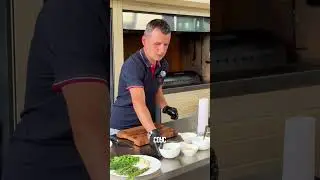 Сибас на газовом гриле Pitmaster &mdash; хрустящая шкурка, сочное филе, аромат лимона.