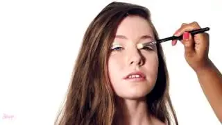 10 Second Touch-Up with Ellis Faas Skin Veil