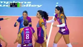 CEV Champions League 2022 | Monster block of Lise Van Hecke and Sonia Candi on Bartsch-Hackley