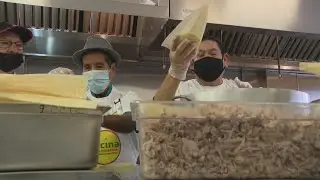 Chicago street vendors hoping to renovate shared kitchen in Lawndale
