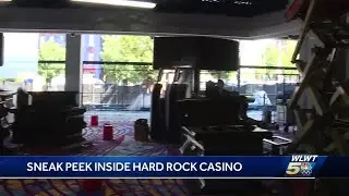 Cincinnati Hard Rock Casino: A gold mine for music memorabilia