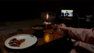 아무도 없는 곳으로 혼자 떠난 뜻밖의 고양이천국 파노라마 충주호에서 1박2일 솔로캠핑ㅣ항정살막걸리수육에 한라산 소주ㅣ강도당한 굴ㅣ충주호캠핑장ㅣ물멍ㅣ쉘터 Gl