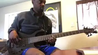 Sire M2 Matte Black Marcus Miller bass