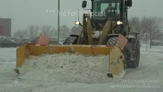 Fargo, ND - Snow Plow Gangs Clearing Roads for Evening Commuters - Dec 29th, 2020