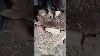 Beautiful Carving on Chair Top Wood | Handcrafted Design#trendingshorts #wooddesigner #woodworking