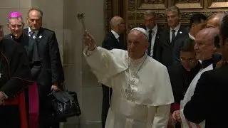 Pope attends evening Vespers service at St. Patrick's