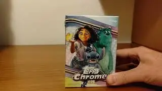 Topps Disney Chrome: apro un value box (con mio nipote)!