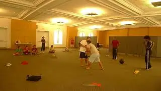 TAI CHI Champion vs. MUAY THAI Champion: Chen Chi-Cheng vs Ian Morgan Push Hands - New York 2009