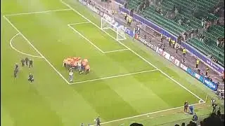 Guarda-redes do Club Brugge sai de maca ap&oacute;s choque com Salvador Blopa