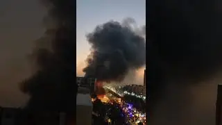 Arshi Shopping Mall on Fire 2 Karachi Aisha Manzil
