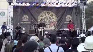 DION - Runaroun Sue / The Wanderer  - Viva las Vegas 2015