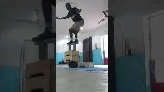 Rola botta exp&eacute;rience by kilowatt #&Eacute;quilibre #acrobatics #show #motivation