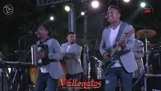 A las 3 - Los Vallenatos De La Cumbia En Vivo