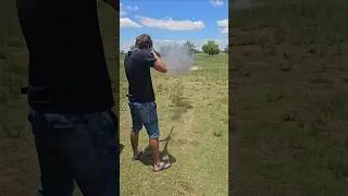 How to shoot a muzzle loader (Voortrekker Sanna Replica) #pewgun #targetshooting