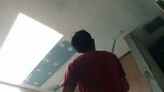 Mengecat Plafon Kamar Mandi Joglo Villa Sabar Bali