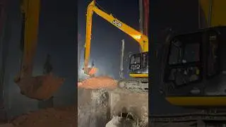 Long boom excavator #jcb #excavator #machine #longboom #working #site #construction #shorts  #like