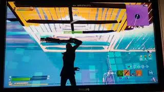 1Health (1hp) clutch win in bios on Fortnite against my friend.