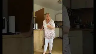 Oma im Rage-Modus #shorts #lustig #deutsch