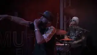 GOYOGANG at club 27 Curacao