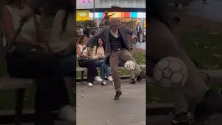 Old man Prank - World Champion Football Freestyler - London!!!