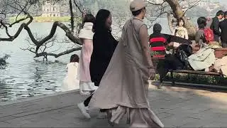 Old City in Hanoi 🇻🇳 Walking from Hàng Gai Street to Hoàn Kiếm Lake 🚶