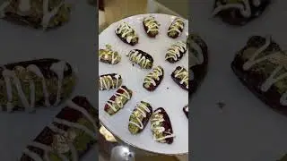 Stuffed dates ramadan special! #sweet #ramadanmubarak #dates #islamic #yammy #foodie