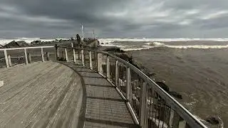 A dirty sea-wash at Greymouth South Breakwater