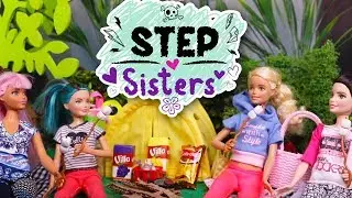 ☠️ STEP SISTERS 💖 &ndash; Episode 6: CAMPING with the ENEMY! ⛺ SWT&D