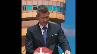 Trump official announces a new air traffic control system
