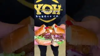 The Craziest Cheese Pull Burger Box You&rsquo;ll See 🧀🍔