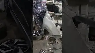Restorasi body repair mobil toyota rush proses las ketok