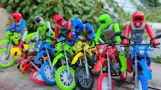 Motocross Super Track Practice, Team CRF250 vs Team YZ250 International Edition