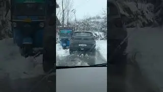 my beast fas gaye😂 #explorenow #snow #viralvideo #travel #nature #thearif #shortsfeed #shorts
