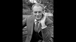 Un esempio di analisi del testo poetico : Vittorio Sereni, 