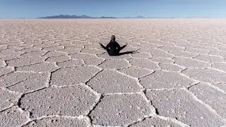 UNBELIEVABLE ?? &  BEAUTIFUL - The Bolivian Uyuni SALT FLATS