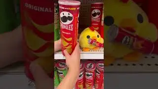 Surprising shoppers with Snackles!