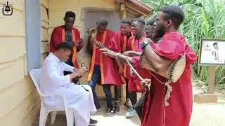 Watch ajewole twerking like a slay queen