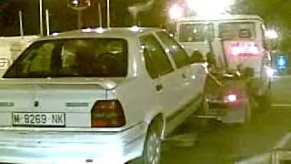 Puta grua municipal de Sevilla.mp4