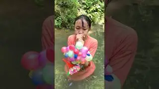 MAIN BALON AIR DISUNGAI #art #comedy #lucu #viralvideo #ngakak #shortvideo #funnyvideo #unik #diy