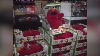 NorCal Holiday Memories | A look back at Tickle Me Elmo mania in 1996
