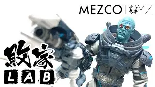 Mezco One:12【敗家重拍】冰封三年⋯螞蟻的急凍人豪華版 1/12 Mr. Freeze - Deluxe Edition Unboxing & Review