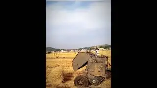 Straw crop binding equipment #shorts #satisfying